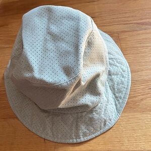 Liz Claiborne green Bucket Hat